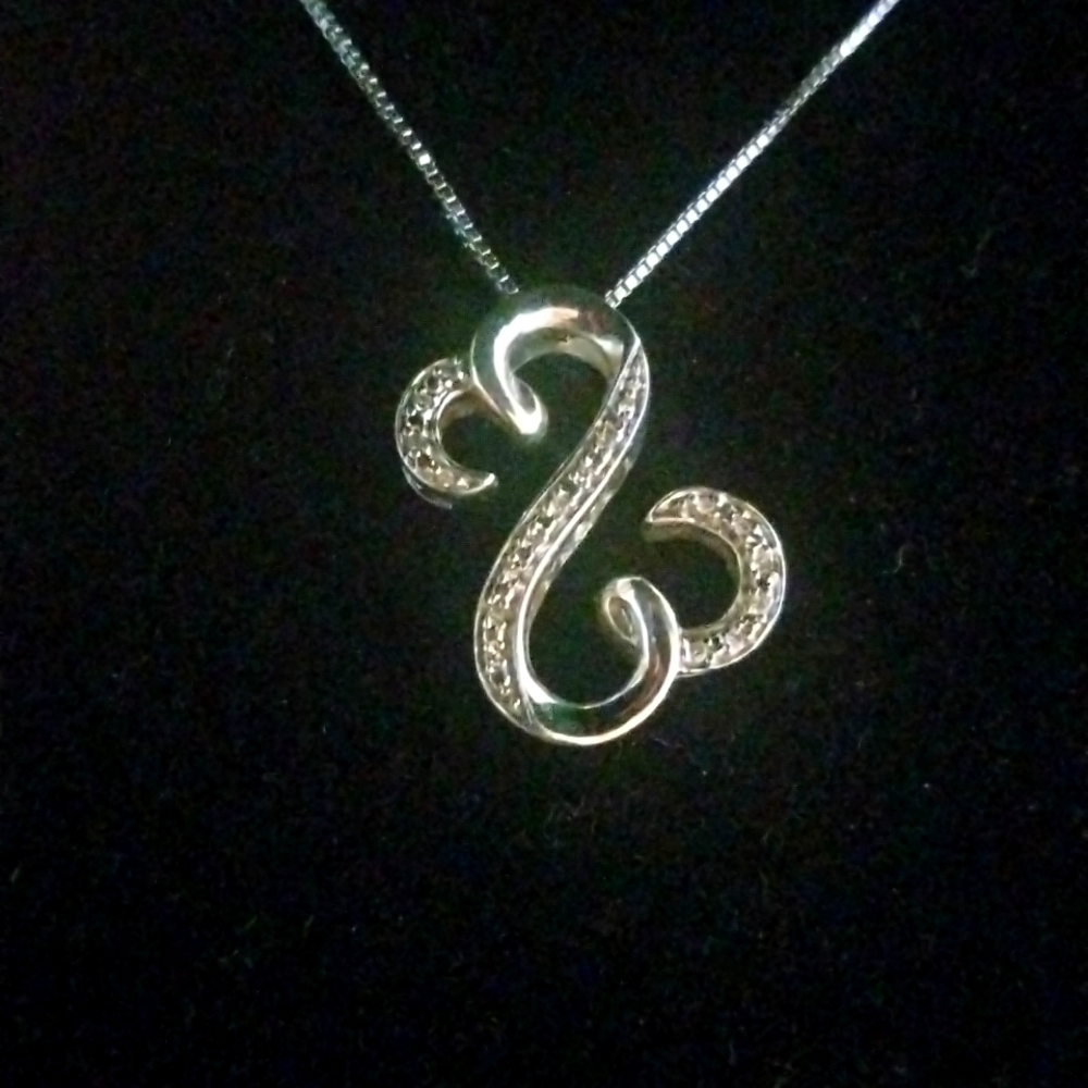 Vintage Jane Seymour Open Heart Sterling Silver Diamond Necklace